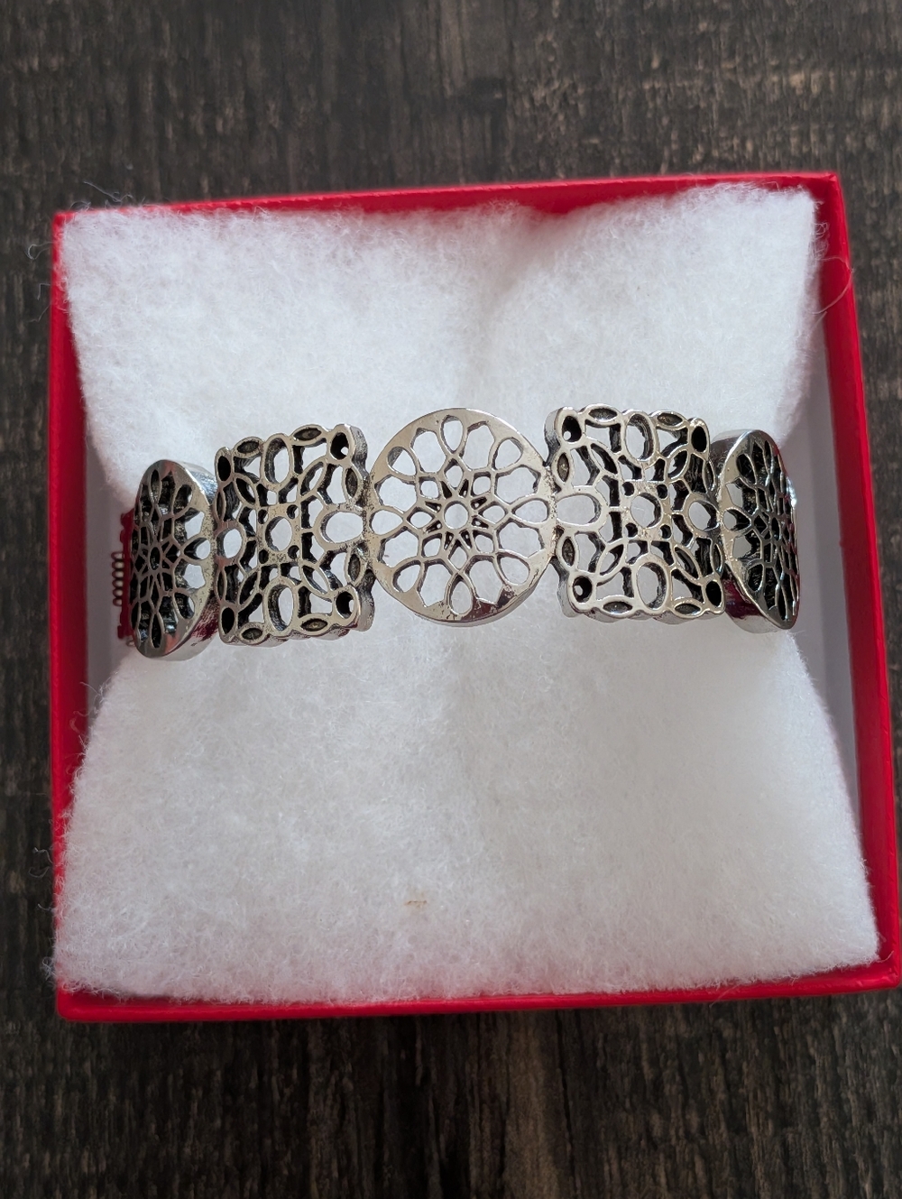 Paparazzi Silvertone Bracelet NWT
